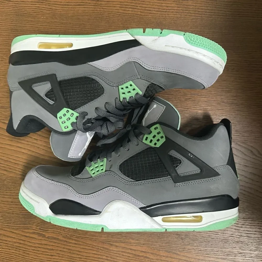 Jordan green glow size 10.5